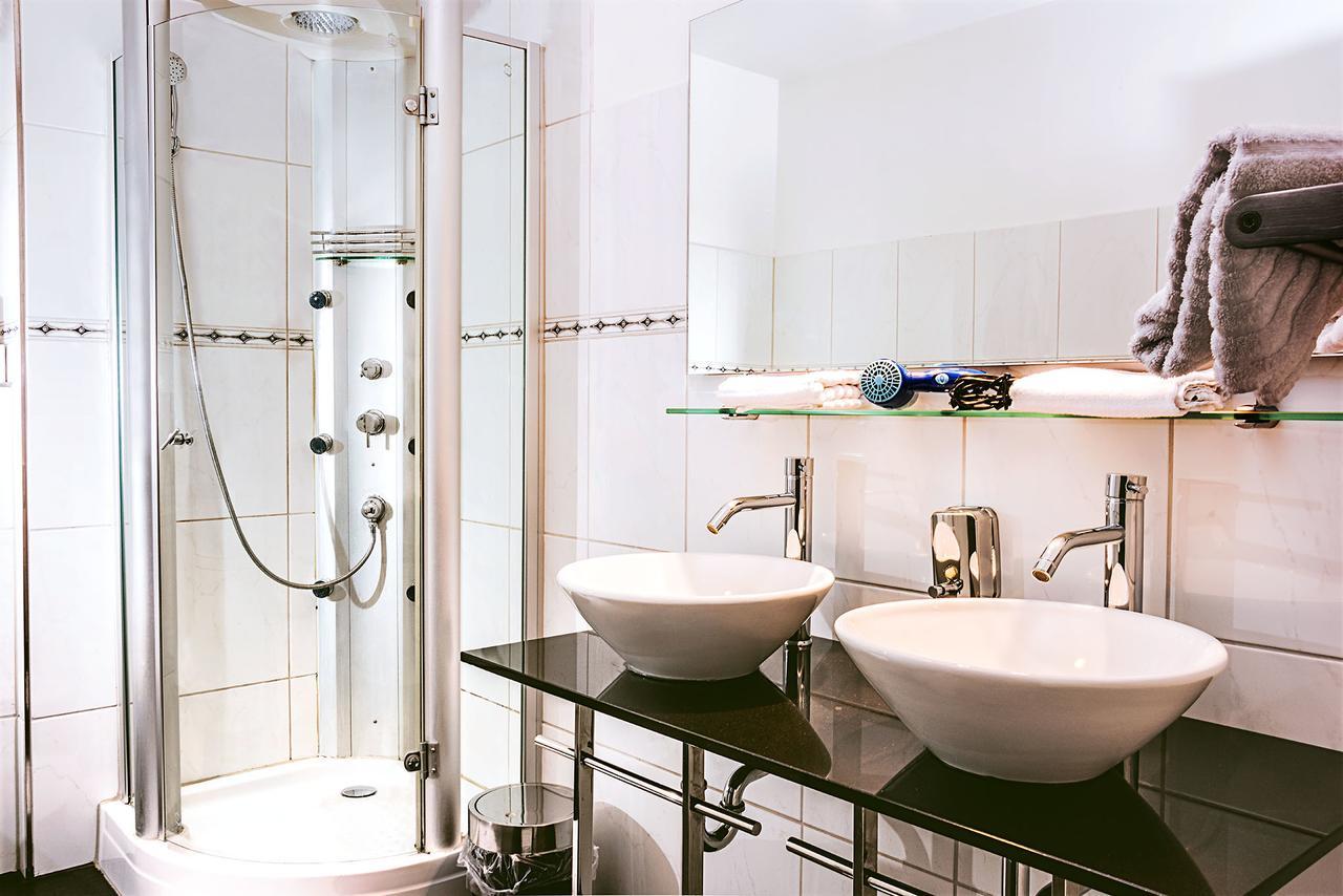 Hotel Sleepinn Volkspark (Adults Only) 함브루크 외부 사진